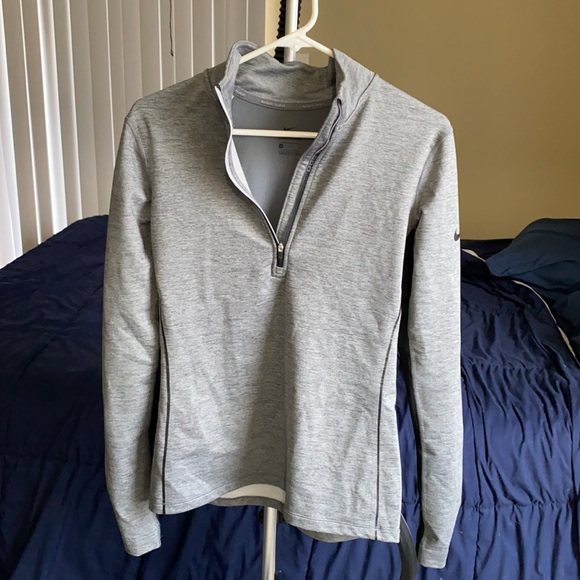 Nike Tops - Nike pro hyperwarm